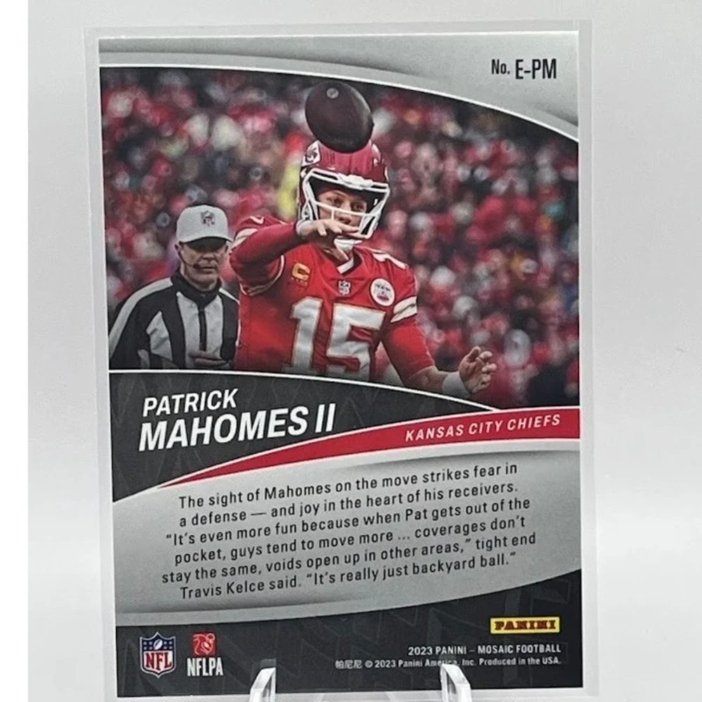 Patrick Mahomes II Elevate 2023 Panini Mosaic E-PM NFL Kansas City Chiefs
